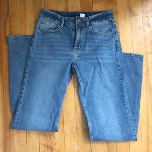 Really cute jeans, bootcut, just a little small for me